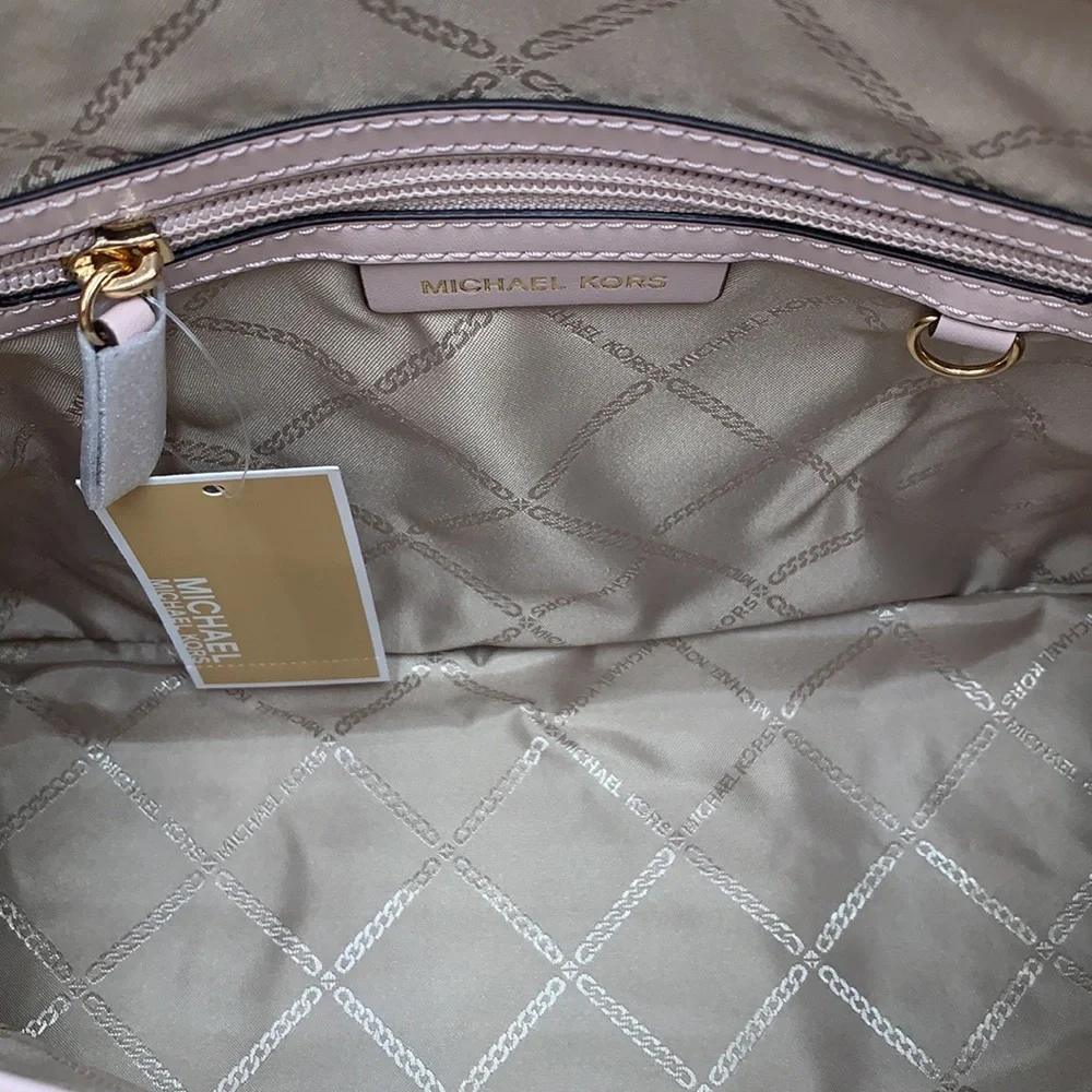 MICHAEL KORS VERONICA MEDIUM DOME Saffiano Leather SATCHEL SOFT PINK COL…